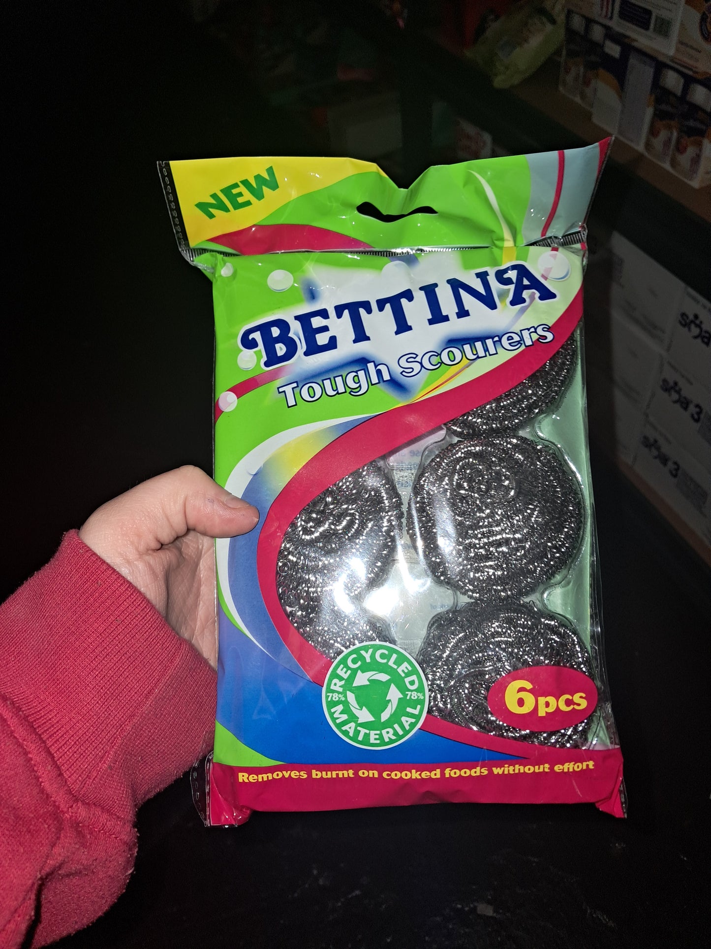 Bettina scourers