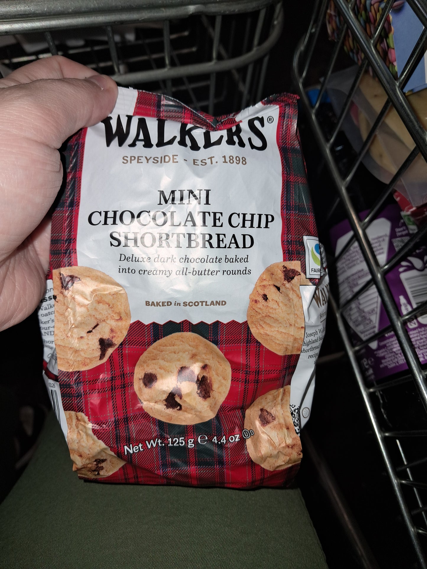 Mini chocolate chip shortbread walkers