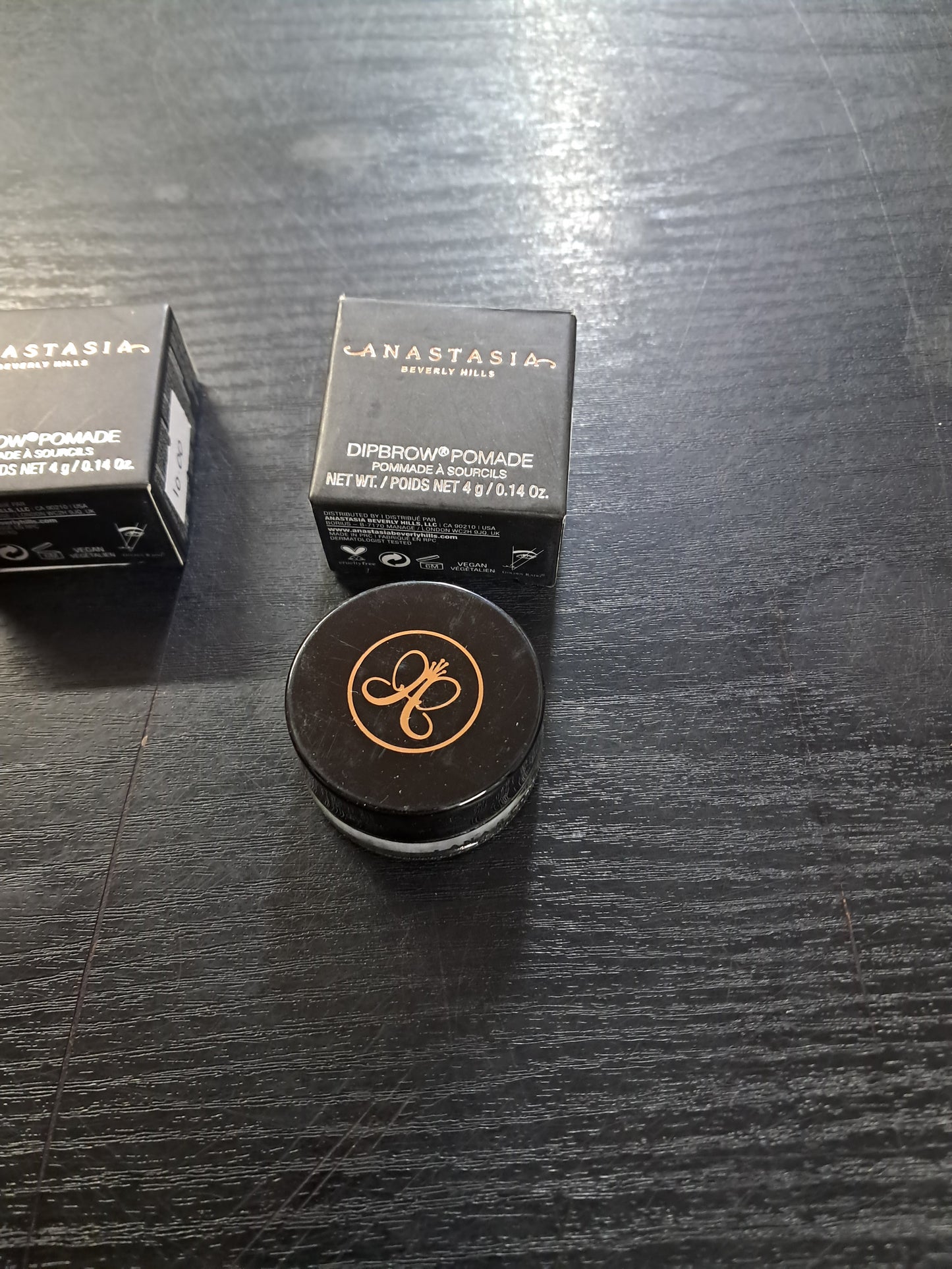 Anastasia beverly hills dipbrow pomade shade ebony