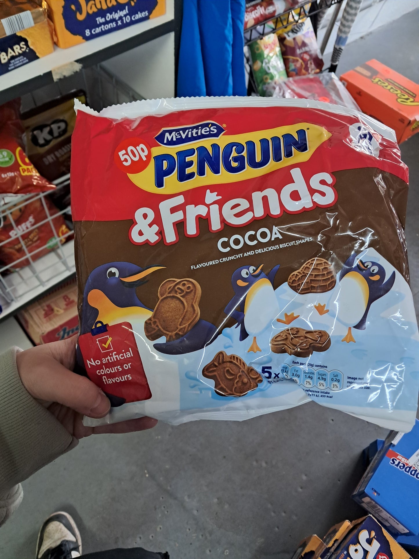 Mcvities penguin and friends cocoa