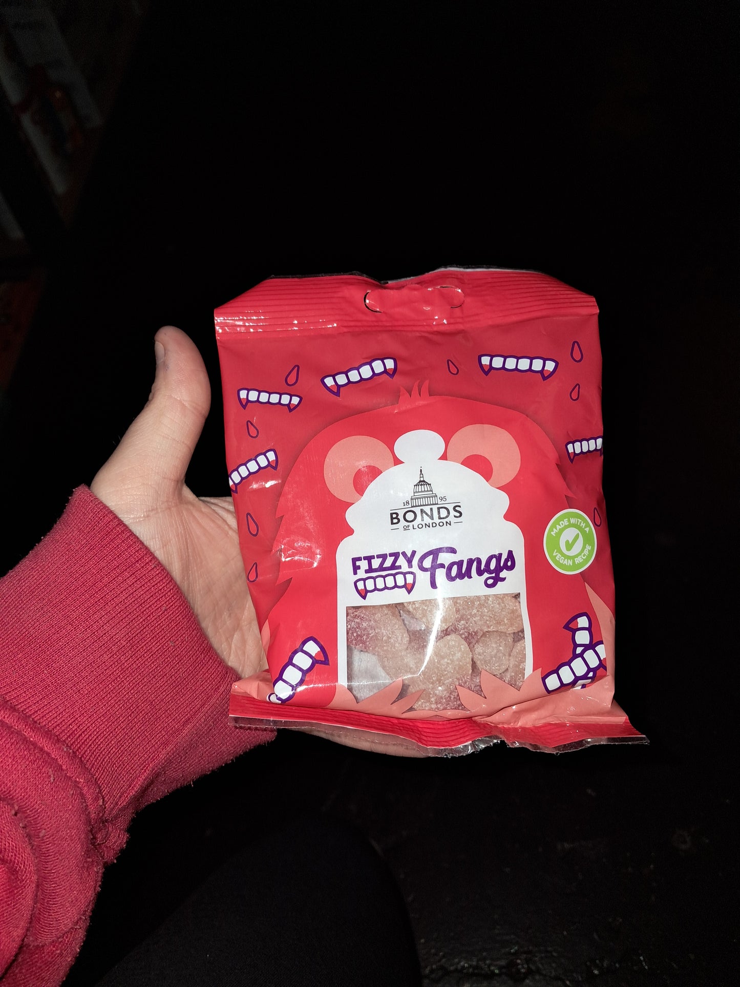 Bonds fizzy fangs