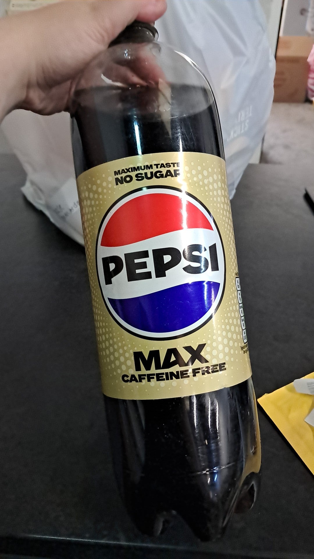 Pepsi max caffeine free 2L