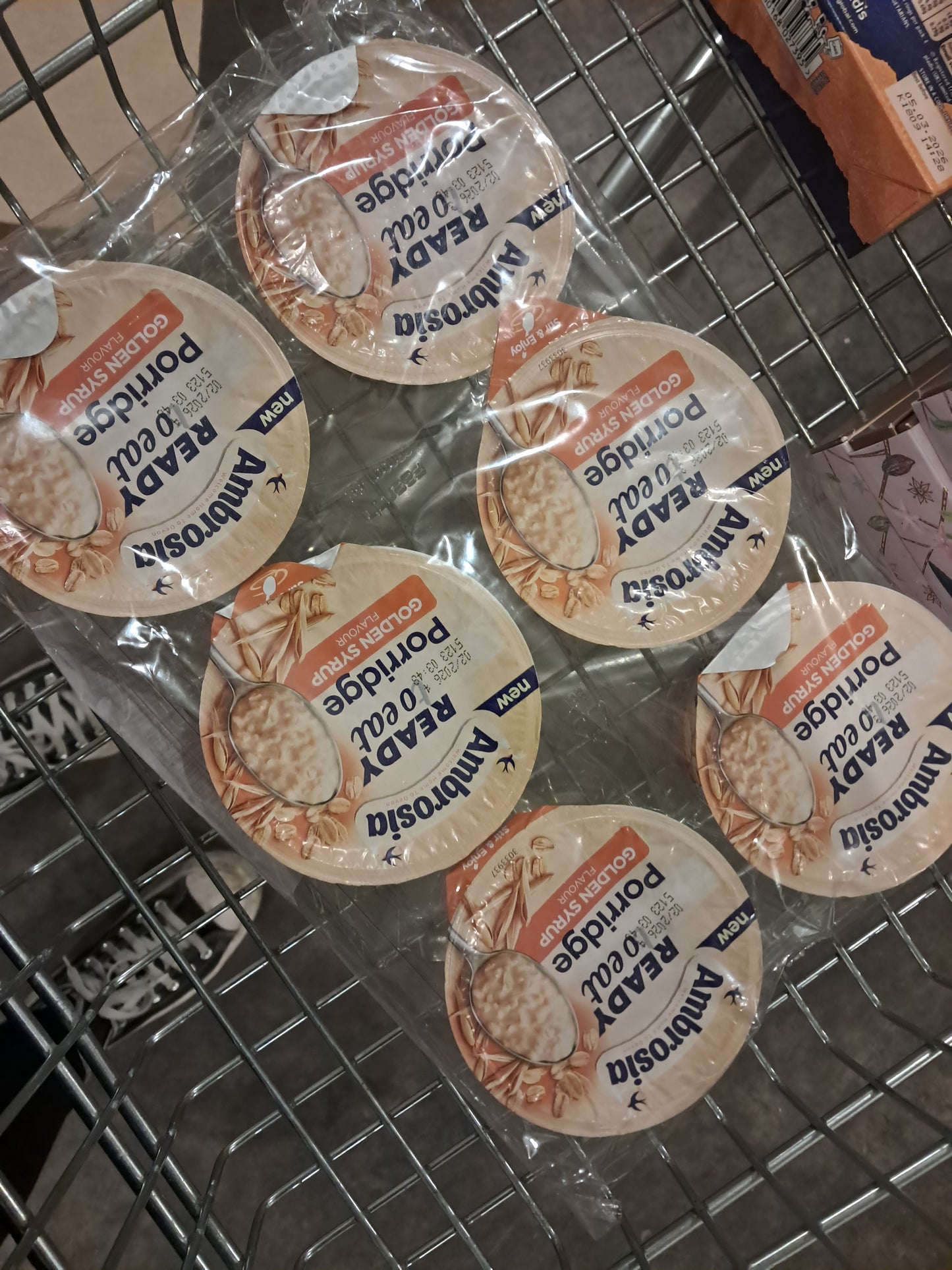 Ambrosia ready to eat porridge golden syrup