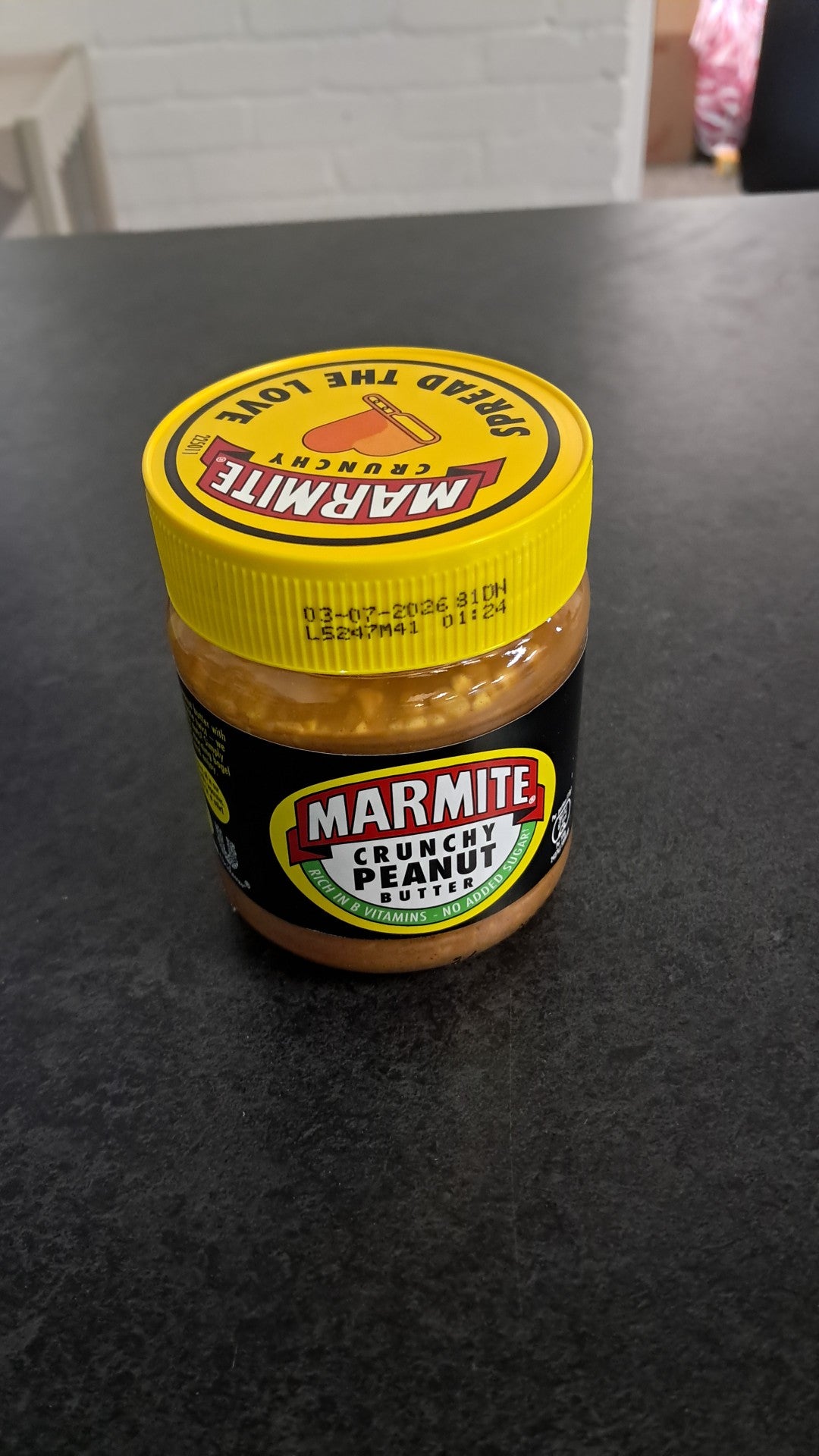 Marmite crunchy peanutbutter