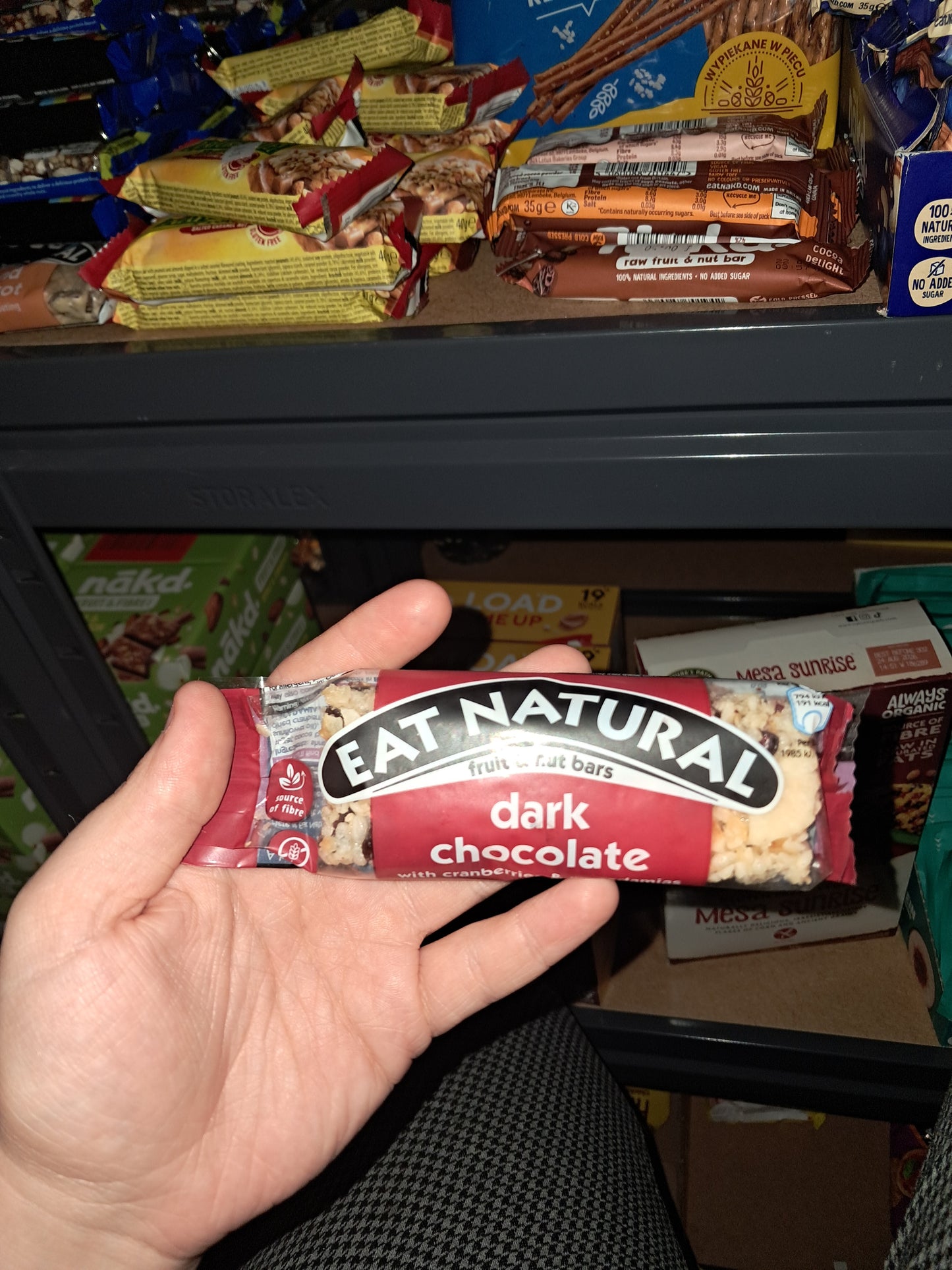Eat natural dark chocolate fruit & nut bar